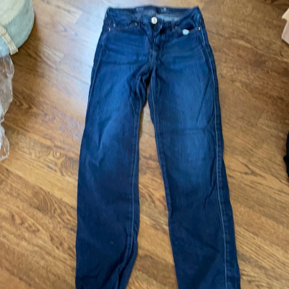 AG jeans with the prima cigarette leg size 25